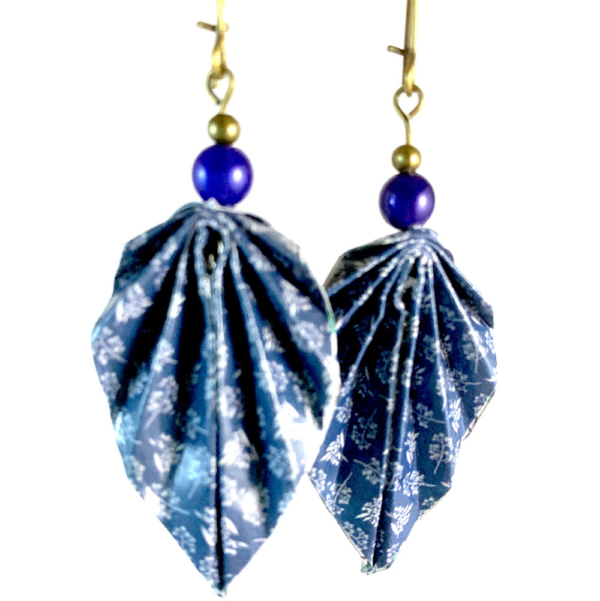 Boucles d'oreilles origami feuille - Emmanuelle – Image 4